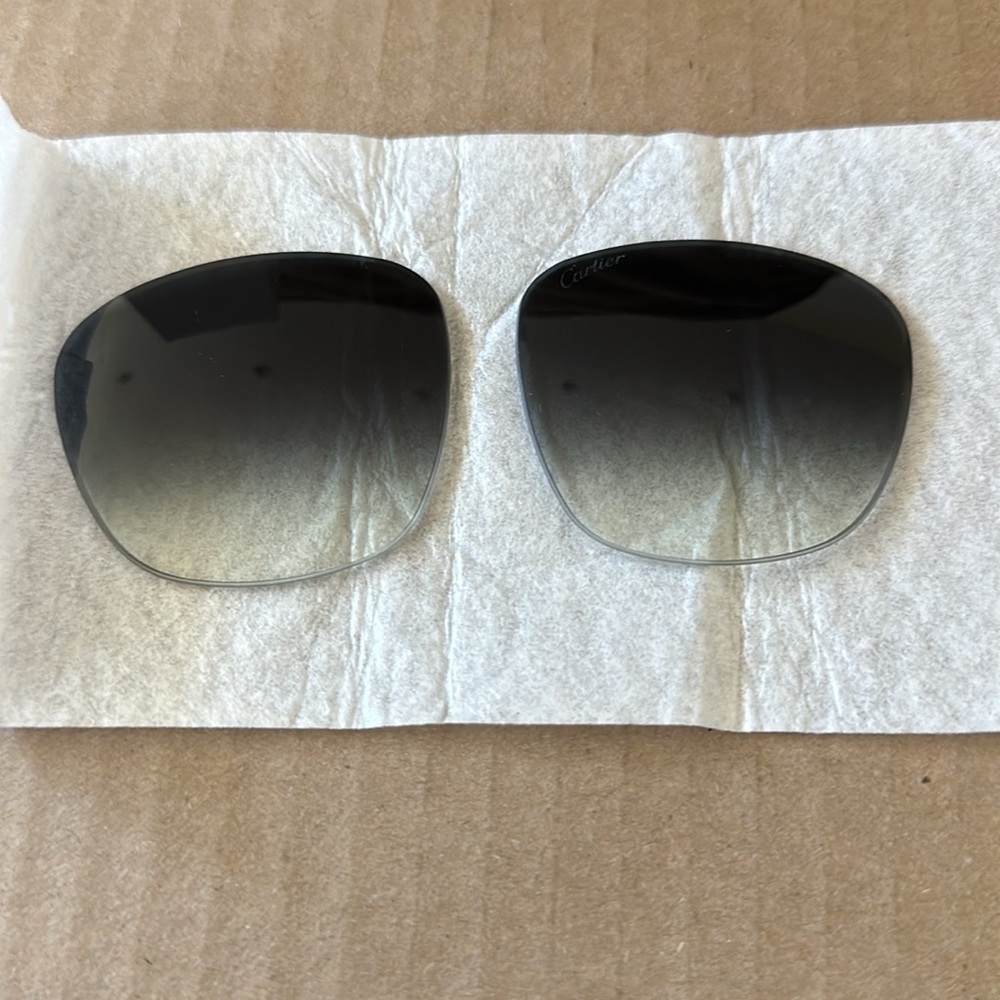 ⭐️SALE⭐️ Cartier CT0304S Pink & Black Sunglasses with Gold Accents Gray Lens EUC - Picture 10 of 13